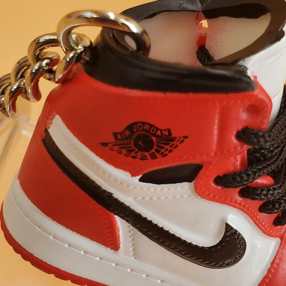 Air Jordan (Pair) 2 Keychain Mini 3D Super Realistic, in a hard Plastic Box (C25 - Picture 6 of 15